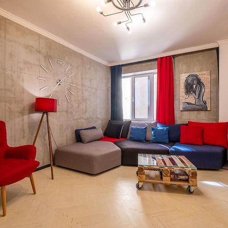 Modern , Spacious 2Br Apartment In Top Center Szófia Kültér fotó