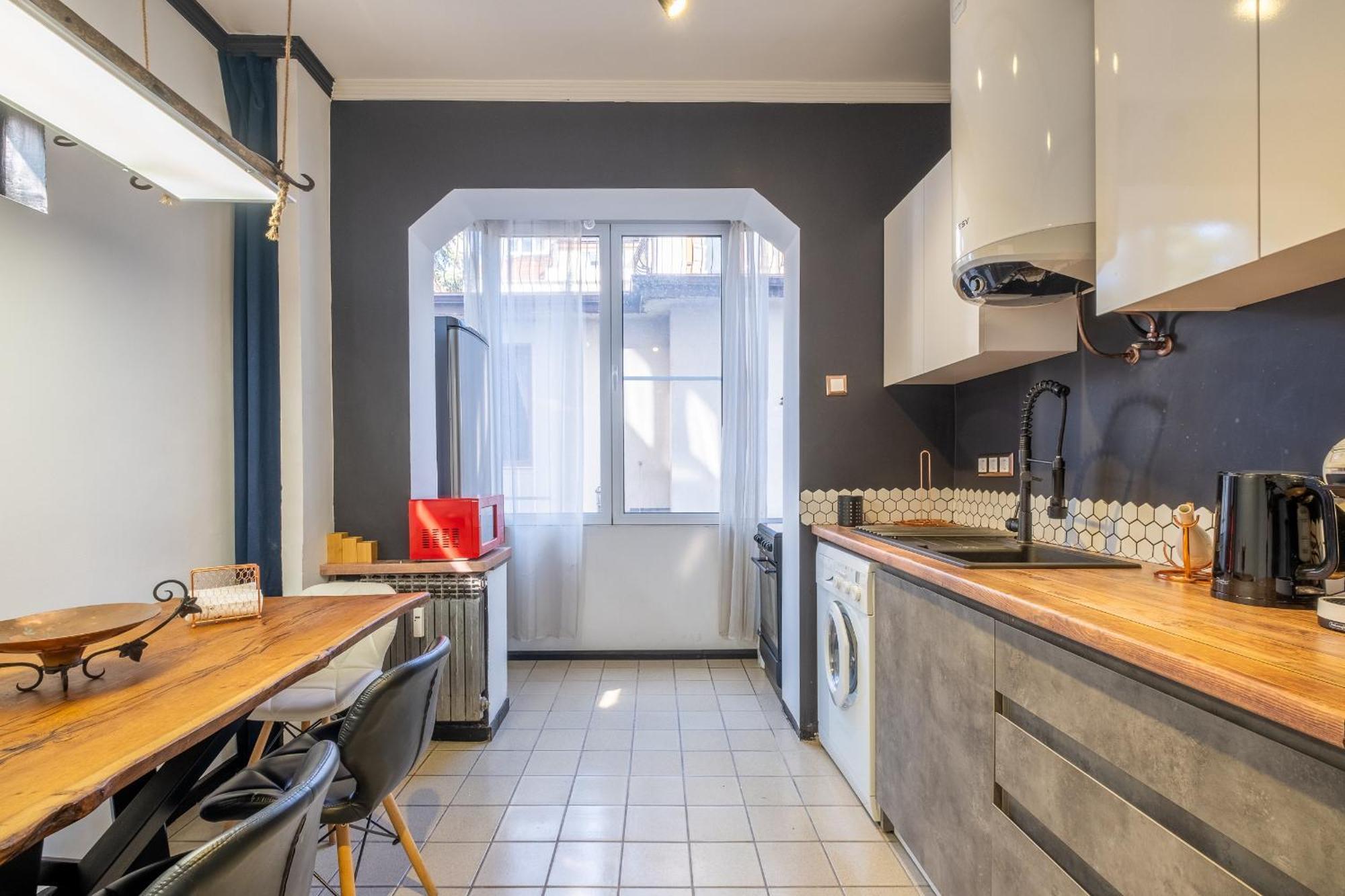 Modern , Spacious 2Br Apartment In Top Center Szófia Kültér fotó